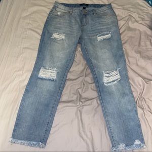 Light-wash Ripped Boyfriend Jeans